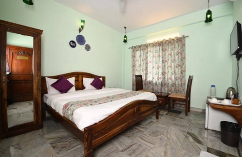 Lalkothi Bed & Breakfast | The BnB World-sustainable stay - Deluxe King Room 1