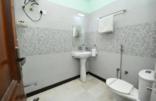 Rambagh Bed & Breakfast | The BnB World-sustainable stay - Deluxe King Room 2