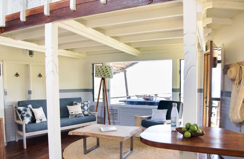 Kutani Cabin | The Boat House -at The Overhang