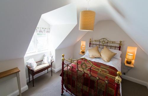 Great Yarmouth Bed & Breakfast | The Boathouse
