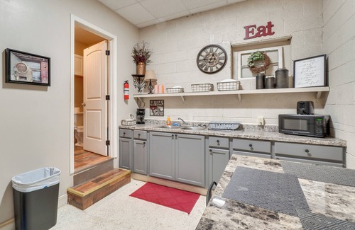 Briceville Apartment | ‘The Boiler Room’ - ATV-Friendly Briceville Gem!