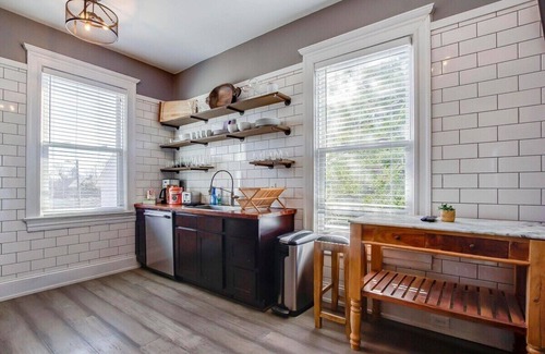 Bonnycastle House | The Bonnycastle Massive 6BR New Orleans Themed Speakeasy, Bourbon Game Room & Hot Tub & Playground