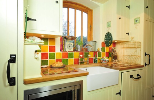 Lincoln House | The Bothy - Cosy ground floor accommodation in restored stables. Dogs welcome