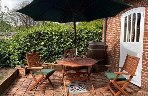 Lincoln House | The Bothy - Cosy ground floor accommodation in restored stables. Dogs welcome