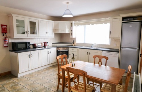 Gleneely House | THE BOWER, family friendly in Gleneely, County Donegal