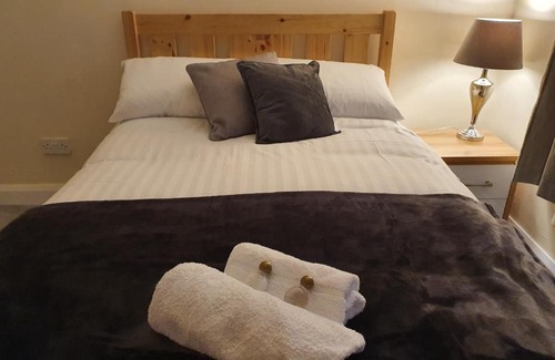 Ballinrobe Hotel | The Bowers Bar & Restaurant