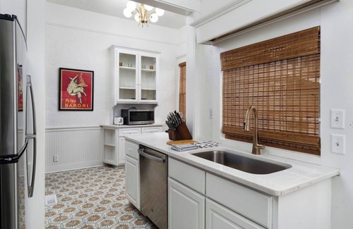 Glen Iris House | The Brass Bungalow
