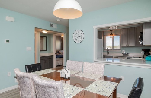 Caswell Beach Condo | The Breeze: Community Pool, Private Balcony, Whirlpool Tub and More!