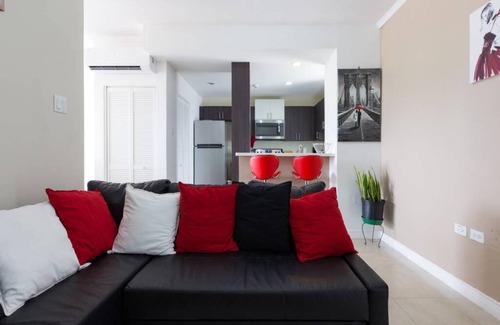 New Kingston Apartment | The Brompton's @ Home