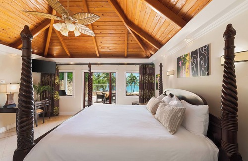 Estate Shoys Hotel | The Buccaneer Beach & Golf Resort