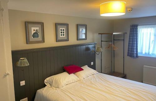 Woodfalls Hotel | The Bull Hotel