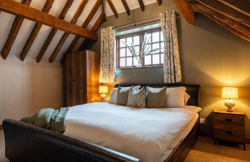 Newick Hotel | The Bull on the Green