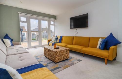 Stonehouse House | The Bullseye