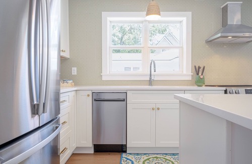Saint Simons Island Condo | The Bungalows at St. Simons Park #636 - Stylish 2 Bedroom Beach Retreat Just Steps to Everything