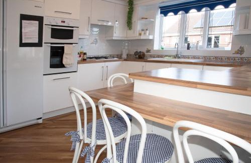 Pollington House | The Bungalow at Parkside, 4 ensuite bedrooms