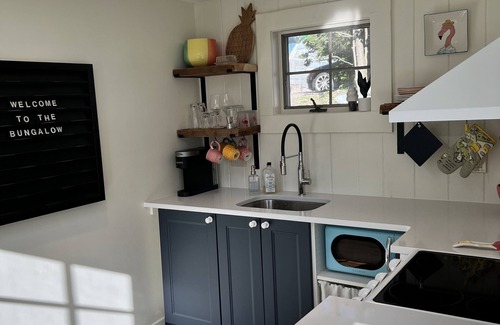 Marblehead House | The Bungalow @ Elm is located in the heart of Old Town Marblehead, MA.