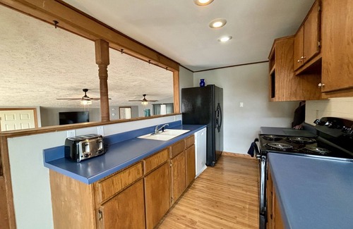 Cherokee Village House | The Bungalow on Lake Navajo