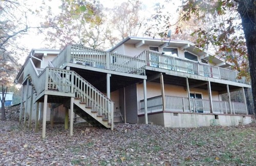 Cherokee Village House | The Bungalow on Lake Navajo