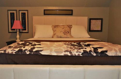 Grand Forks House | The Bungalow