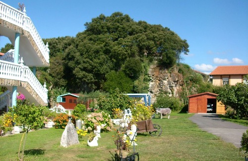 Somo Apartment | The Burby II apartment with garden in Somo (Cantabria).