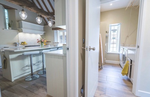 Redbrook House | The Buttery is the stunning Garden Wing of Tan House Newland in Forest of Dean