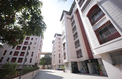 Thane West Apartment | The Byke Studio Pure Veg Apartment, Thane