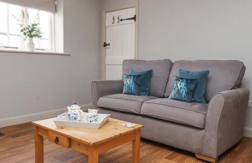 Scawton House | The Byre