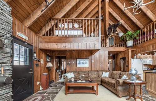 Rowland House | The Cabin at Deep Hollow