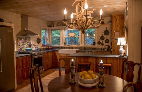 Saluda House | The Cabin at Little Moon Falls - Saluda, NC