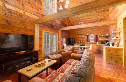 Crestline Heights Cabin | The Cabin of Birmingham
