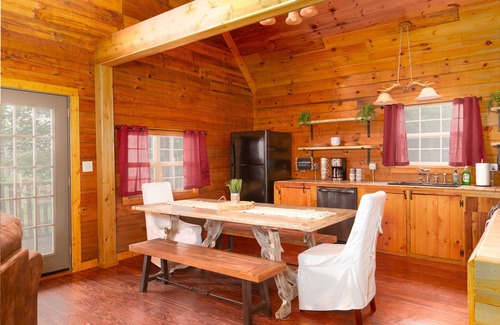 Crestline Heights Cabin | The Cabin of Birmingham