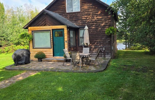 Duluth Cabin | The Cabin on Bergen Lake