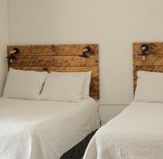 El Tunco House | The Cabins