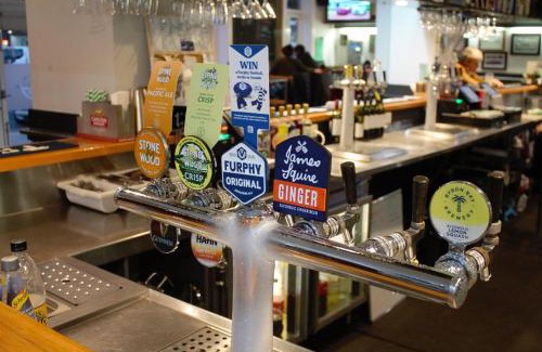 Wonthaggi Hotel | The Caledonian Hotel Wonthaggi