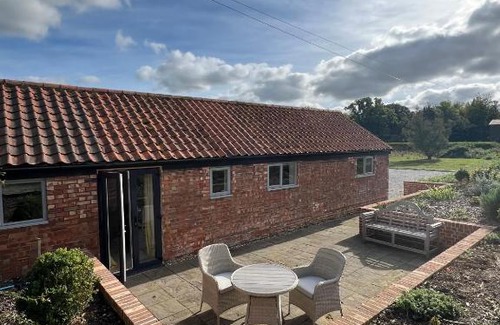 Toft Monks House | The Calf Shed - cozy cottage in peaceful Norfolk countryside