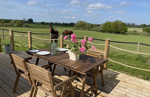 Banbury Cabin | The Campion