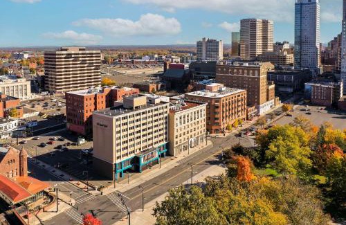 Downtown Hartford Hotel | The Capitol Hotel