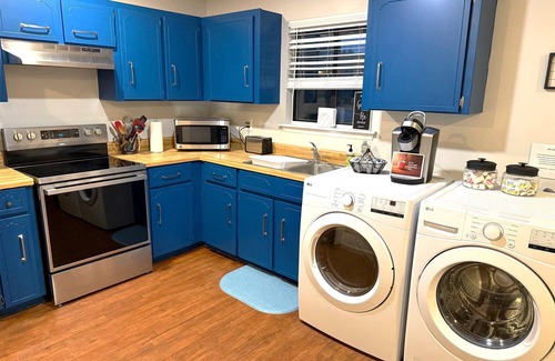 Kingsland Apartment | The Captain's Quarters in The Kings Land