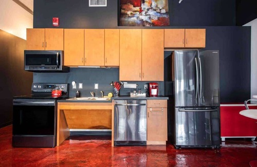 West Main Historic District Apartment | The Cardinal (Downtown Louisville)