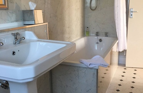 Sleaford Hotel | The Carre Arms Hotel