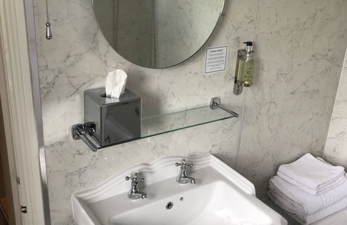 Sleaford Hotel | The Carre Arms Hotel