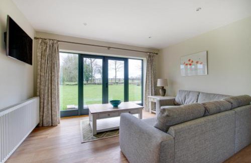 Weybread House | The Cart Lodge