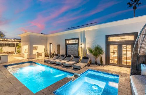 Camelback Park Estates House | The Casa Del Sol Experience - Old Town Villa