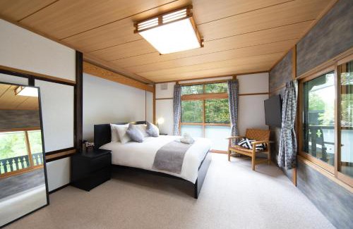 Kitaazumi-gun Ski Chalet | The Castle by HHG