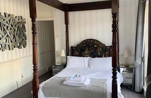 Porlock Bed & Breakfast | The Castle Inn