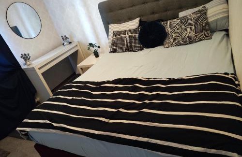 Orebro Apartment | The castle & stay