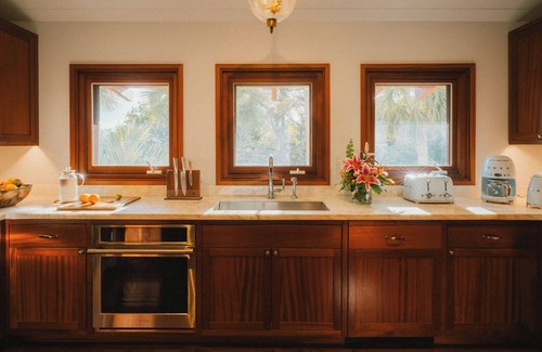 Leeward Settlement Villa | The Catch Villa - Authentic Caribbean Living in Grace Bay