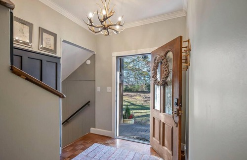 Tryon Ski Chalet | The Chalet at Alpine South