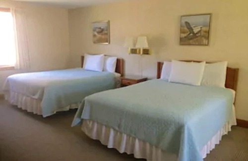 West Chatham Hotel | The Chatham Motel