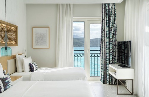 Radovici Hotel | The Chedi Lustica Bay